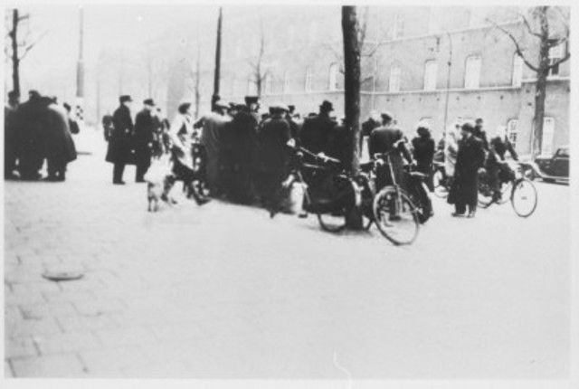 Dutch people demonstrate