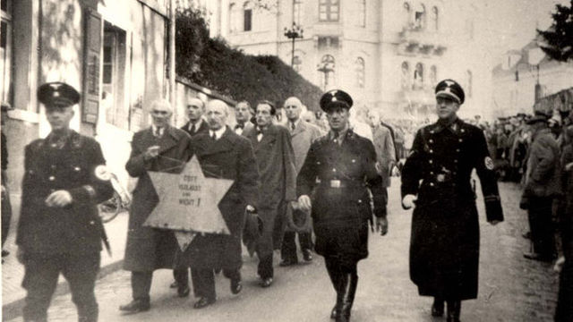 Terrible persecuciòn