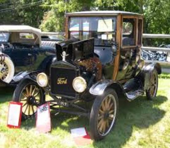 Henry Ford introduces the Model T