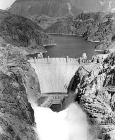 boulder dam (hoover dam) built