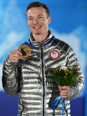 David Wise a fini le ski acrobatique ski des hommes avec la médaille d'or, pour le état-unis. | Le 18 février 2014