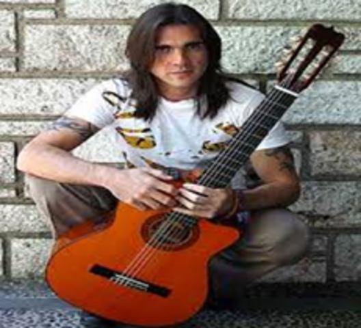 Juan Esteban Aristizábal Vásquez nacido el 9 de agosto de 1972 en Medellín