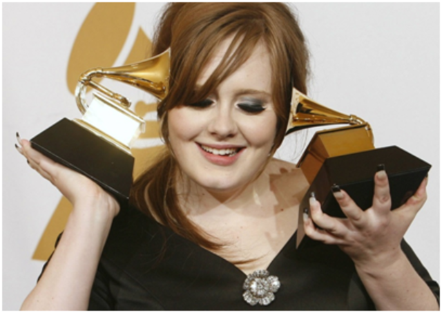 FIRMA CNTRATO CON  COLUMBIA RECORDS Y XL RECORDING