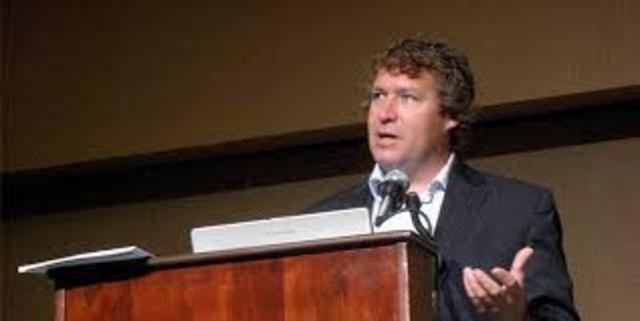 George Siemens con su teoría conectivista entra al debate para influenciar el DI.