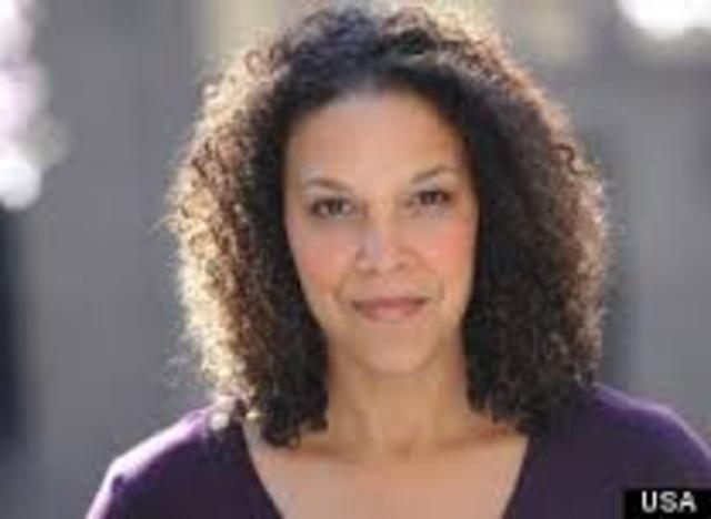 Daughter Linda is born