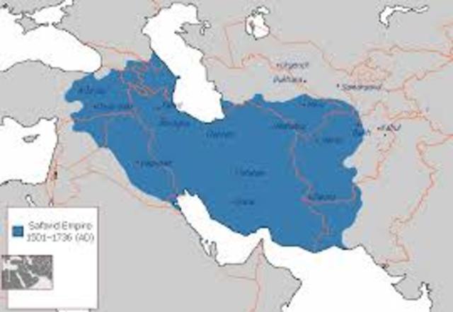 Safavid Dynasty united a strong empire in Persia