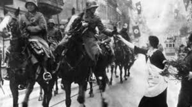 russian army pact violates versailles