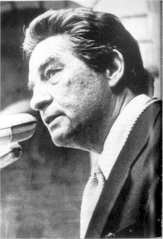 Octavio Paz - Meksyk, za „namiętne pisarstwo z szerokimi horyzontami, cechującymi się inteligencją emocjonalną i humanistyczną uczciwością”