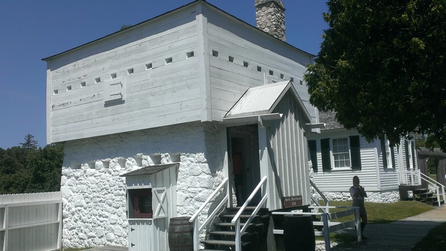 Dutch Establish a trade post in Java