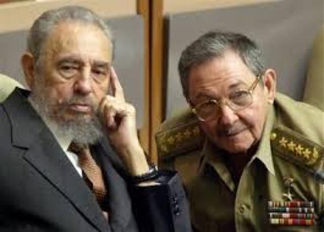 Fidel Renuncia al Poder