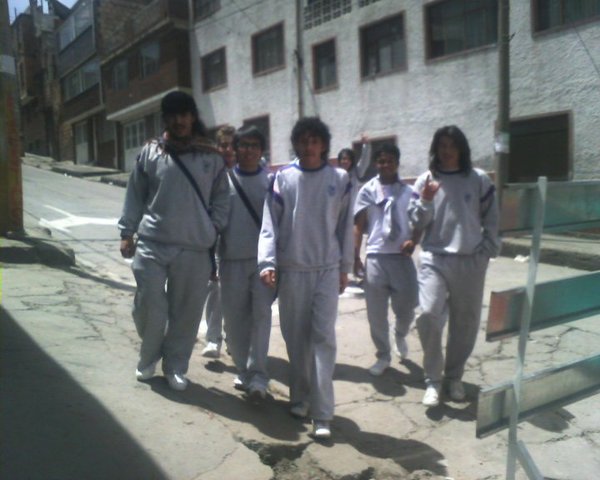 Área de educación física grados 6, 7, 8, y 9