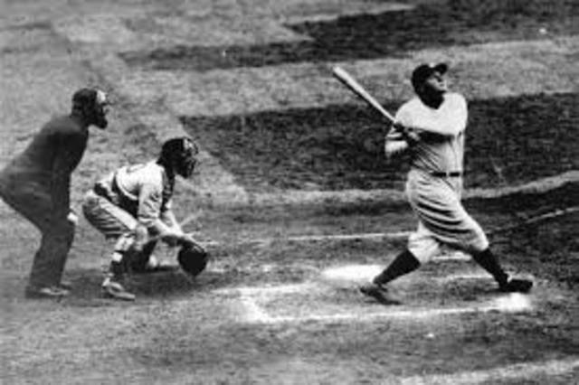 Wolrd series held in New York - babe ruth's "cqalled shot"