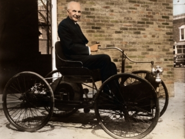 Henery Ford Starts the Ford Motor Company