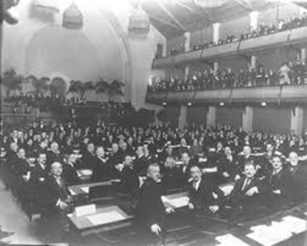 February - July 1932: The final League of Nations Disarmament Conference is Held