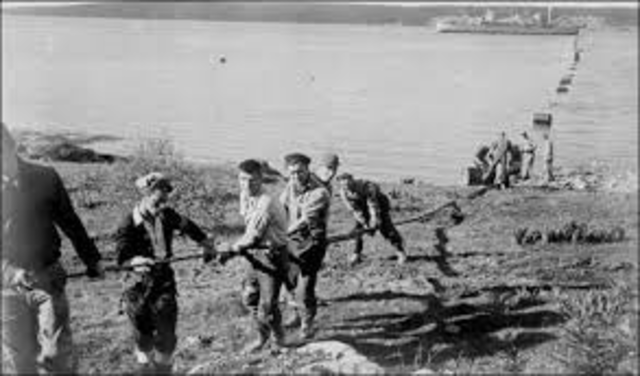 The first transatlantic telephone cable began operation