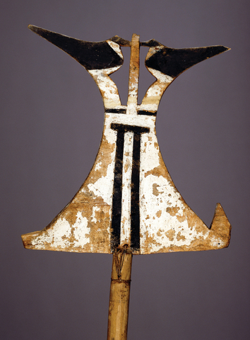 Canoe prow ornament from Chuuk