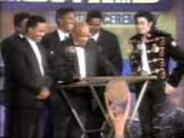 Jackson 5 are inducted in to the Rock & Roll Hall of Fame