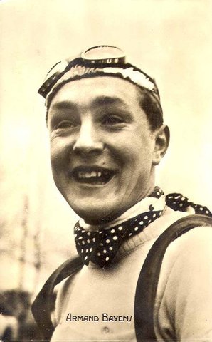 Wielrenner Armand Baeyens vloekt op de radio