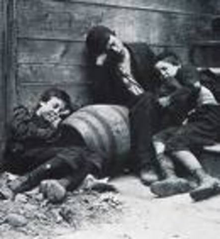 The Reconstruction Finance Corporation is established to stimulate banking and business.