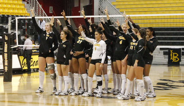 First womens NCAA team to be undefeated