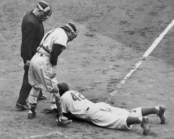 Jackie hurts his foot.