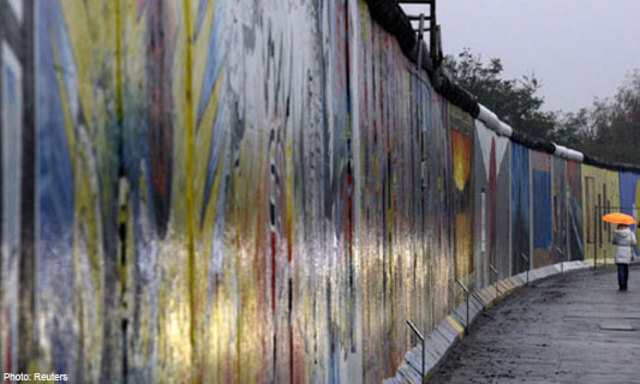 Creation of the Berlin Wall