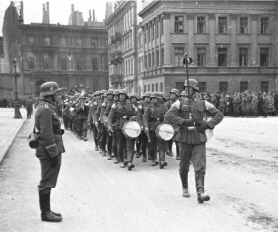 Nazis invade Poland; Britain and France declare war on Germany