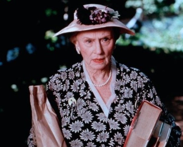 Пожилая актриса - главная роль