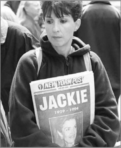 Jacqueline Lee Bouvier Kennedy Onassis Dies of  Non-Hodgkin's lymphoma