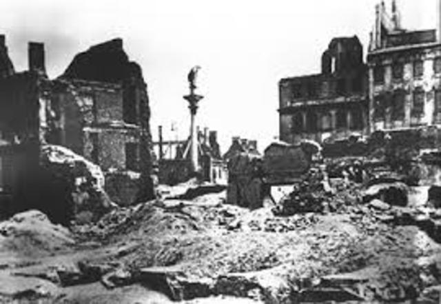 Alemania, Italia, Gran Bretaña y Francia firman el Pacto de Munich