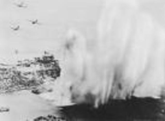 U.S. air raids Okinawa