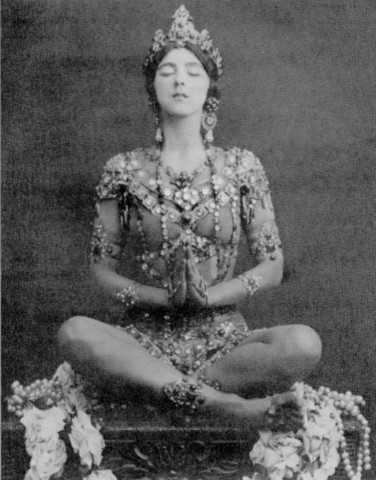 Sakuntala with St Denis