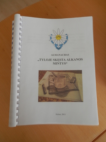 Literatai "Be rėmų"