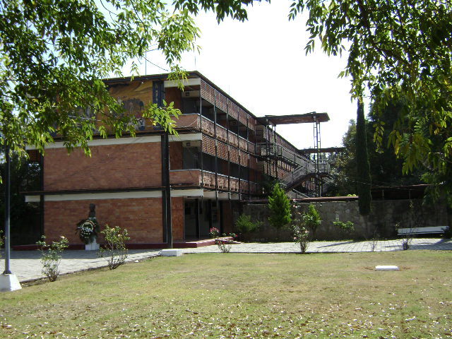 La Educación Normalista se finaliza el 30 de Junio de 1981