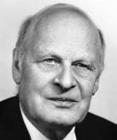 Связь между кинетич. свойствами тела и его термодинамич. характеристиками