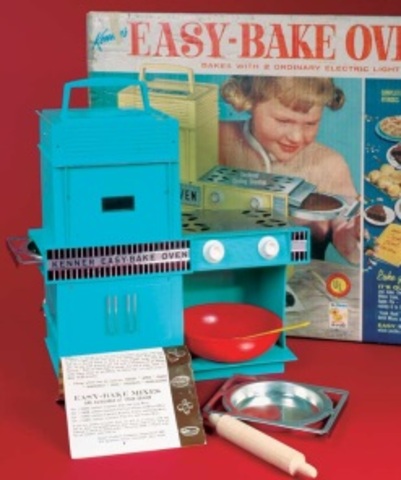 Toys-Easy Bake Oven