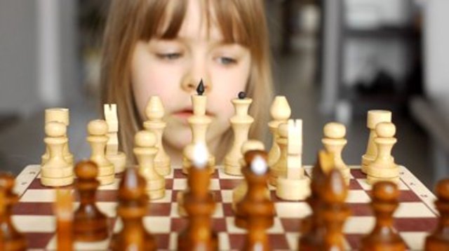 Felicity learns that her kin is Stone Weatherly