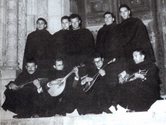 Faculdade de letras e fado de Coimbra...