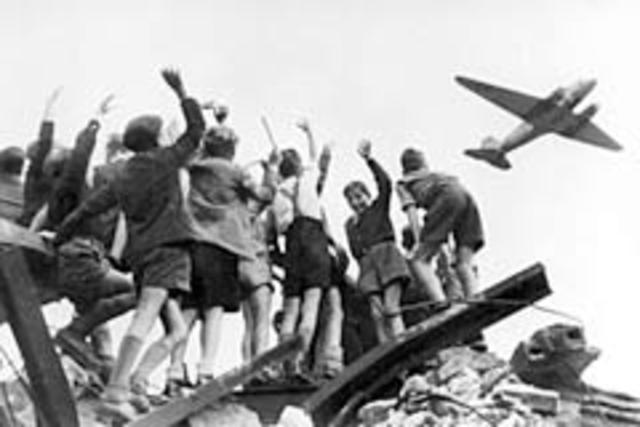 16 land har fått 17 milliarder dollar fra USA