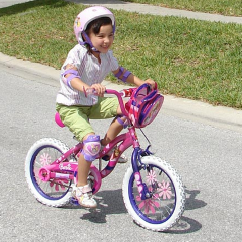 Monté una bicicleta por primera hora