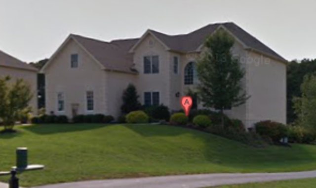 Hace cinco años que mi familia compró una casa nueva.