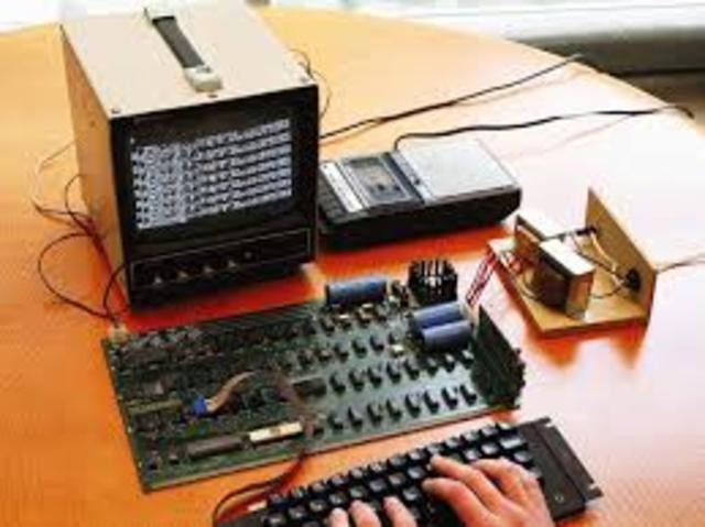 When did Steve Wazniak invent the Apple I computer?