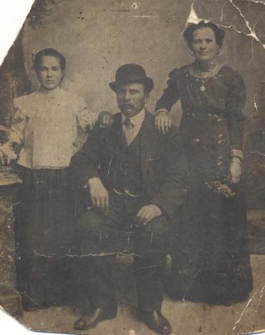 Бабушка и дедушка