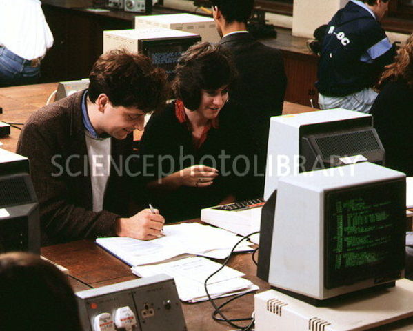 1971-1973 Large Universites and Government were the first to Access Email Via Internet