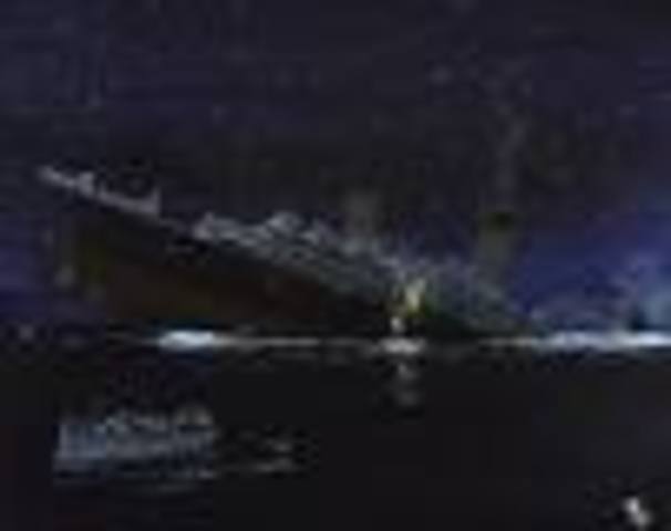 The Titanic snaps in half