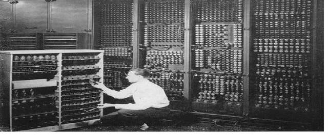 ENIAC O VALVULAS AL VACIO