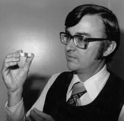 1968 – Gilbert Hyatt