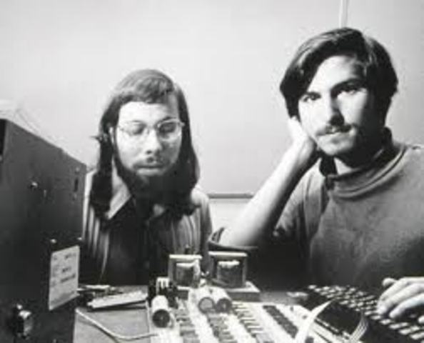 1976 – Steve Wozniak and Steve Jobs