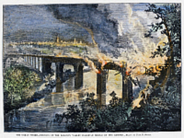 Train Movement delayed by Violent Strikers