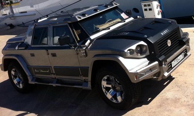 An armoured car pulls up